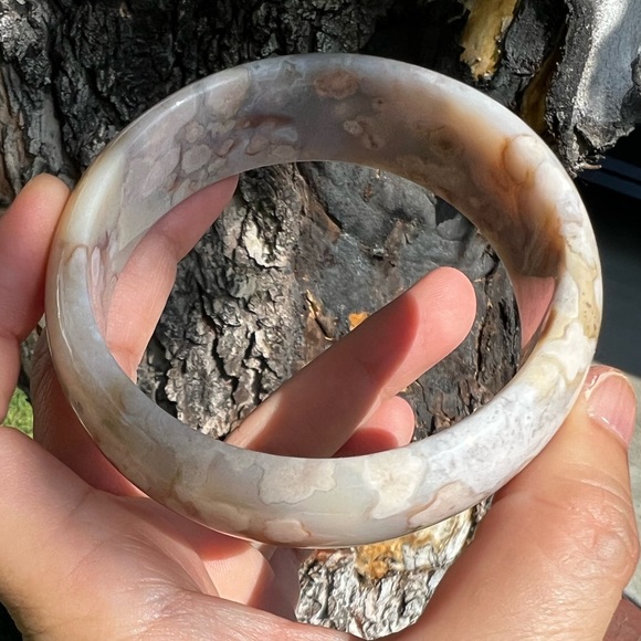 Flower Agate Bangle Bracelet - Sakura Agate - Picture 6 of 6